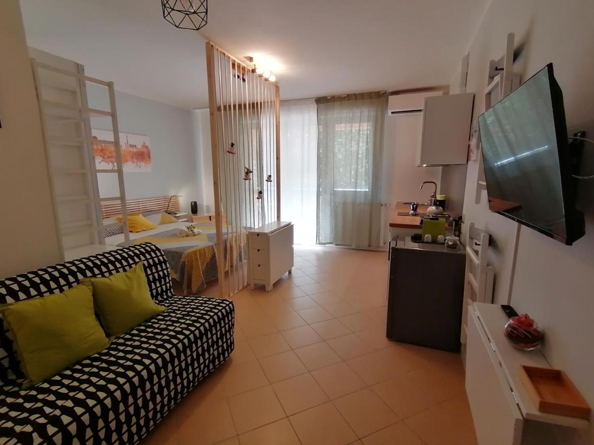 Area33 Guest House 볼로냐 외부 사진